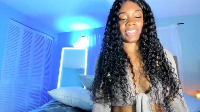 Gallery image thumbnail from Kiera's myfreecams stream on, 11/16/2024, 10:01 image 5 of 20