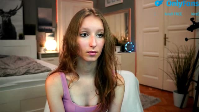 Gallery image thumbnail from Kira9's myfreecams stream on, 08/22/2025, 19:20 image 12 of 20
