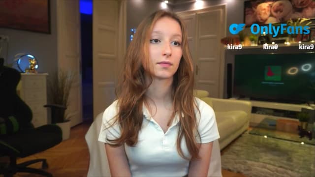 Gallery image thumbnail from Kira9's myfreecams stream on, 09/04/2025, 20:26 image 3 of 20