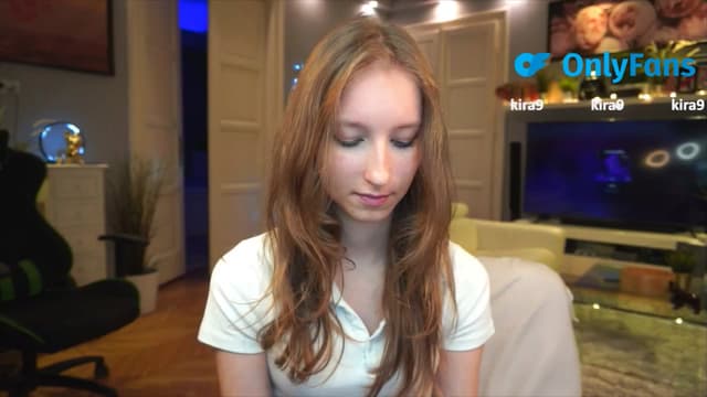 Gallery image thumbnail from Kira9's myfreecams stream on, 09/04/2025, 20:26 image 13 of 20