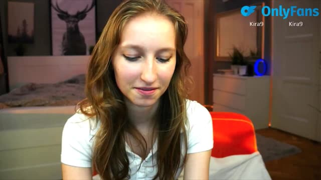 Gallery image thumbnail from Kira9's myfreecams stream on, 09/05/2025, 21:16 image 11 of 20