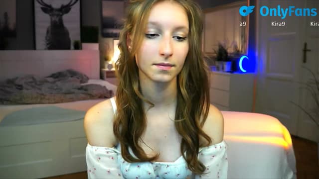 Gallery image thumbnail from Kira9's myfreecams stream on, 09/06/2025, 21:03 image 5 of 20