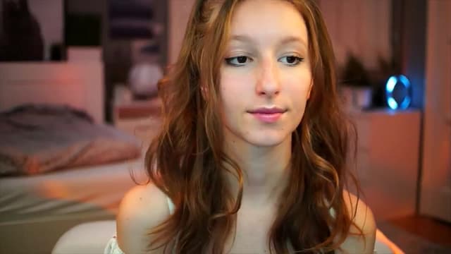 Gallery image thumbnail from Kira9's myfreecams stream on, 09/14/2025, 17:44 image 18 of 20