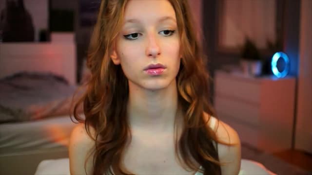 Gallery image thumbnail from Kira9's myfreecams stream on, 09/14/2025, 20:29 image 2 of 20