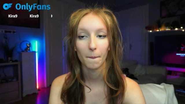 Gallery image thumbnail from Kira9's myfreecams stream on, 09/18/2025, 19:14 image 14 of 20
