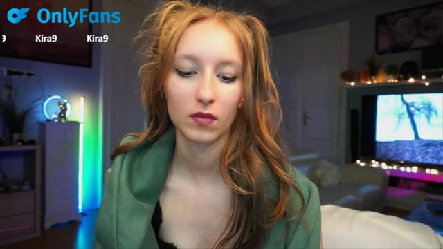 Gallery image thumbnail from Kira9's myfreecams stream on, 09/19/2025, 21:31 image 8 of 20