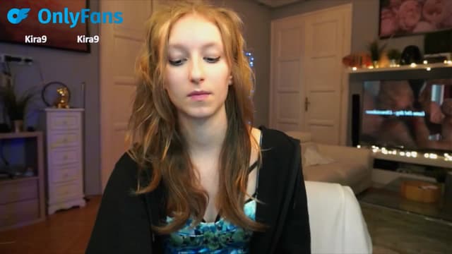 Gallery image thumbnail from Kira9's myfreecams stream on, 09/22/2025, 19:03 image 20 of 20