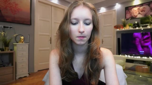 Gallery image thumbnail from Kira9's myfreecams stream on, 09/26/2025, 19:33 image 2 of 20