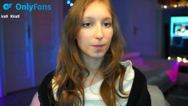 Gallery image thumbnail from Kira9's myfreecams stream on, 09/28/2025, 19:36 image 10 of 20
