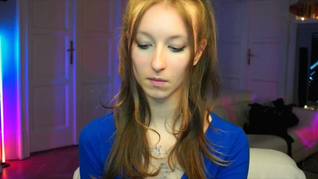 Gallery image thumbnail from Kira9's myfreecams stream on, 10/03/2025, 16:50 image 7 of 20