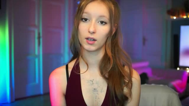 Gallery image thumbnail from Kira9's myfreecams stream on, 10/04/2025, 19:48 image 1 of 20