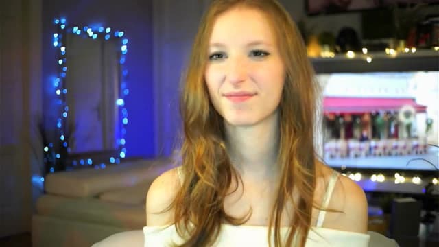 Gallery image thumbnail from Kira9's myfreecams stream on, 10/09/2025, 19:05 image 3 of 20