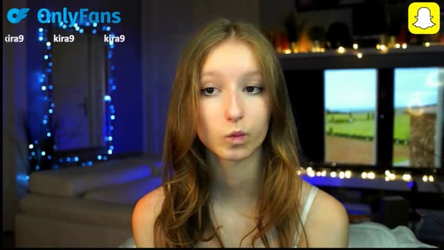 Gallery image thumbnail from Kira9's myfreecams stream on, 10/12/2025, 15:48 image 7 of 20