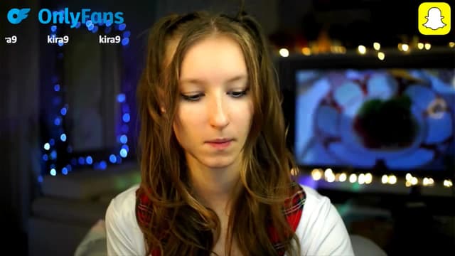 Gallery image thumbnail from Kira9's myfreecams stream on, 10/16/2025, 16:43 image 14 of 20