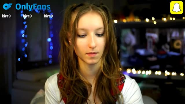 Gallery image thumbnail from Kira9's myfreecams stream on, 10/16/2025, 16:43 image 12 of 20