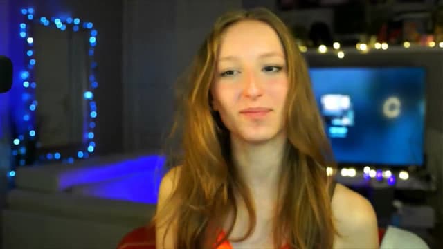 Gallery image thumbnail from Kira9's myfreecams stream on, 10/21/2025, 20:47 image 20 of 20