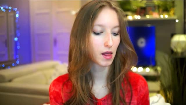 Gallery image thumbnail from Kira9's myfreecams stream on, 10/26/2025, 17:49 image 3 of 20