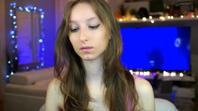 Gallery image thumbnail from Kira9's myfreecams stream on, 10/30/2025, 20:17 image 16 of 20