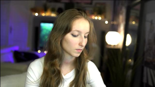 Gallery image thumbnail from Kira9's myfreecams stream on, 11/02/2025, 20:01 image 10 of 20