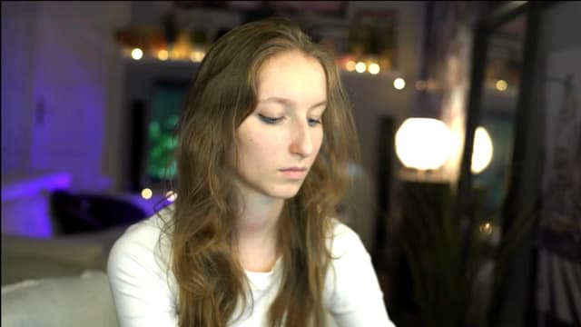 Gallery image thumbnail from Kira9's myfreecams stream on, 11/02/2025, 20:01 image 14 of 20