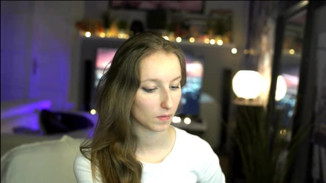 Gallery image thumbnail from Kira9's myfreecams stream on, 11/02/2025, 21:38 image 10 of 20