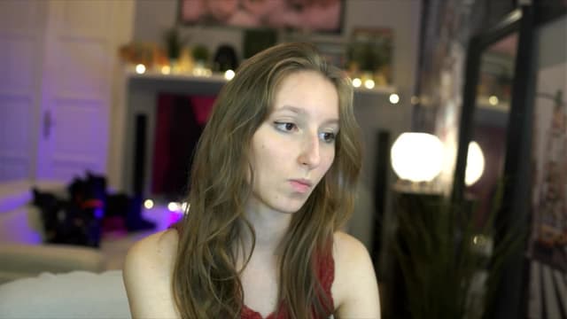 Gallery image thumbnail from Kira9's myfreecams stream on, 11/03/2025, 21:20 image 3 of 20