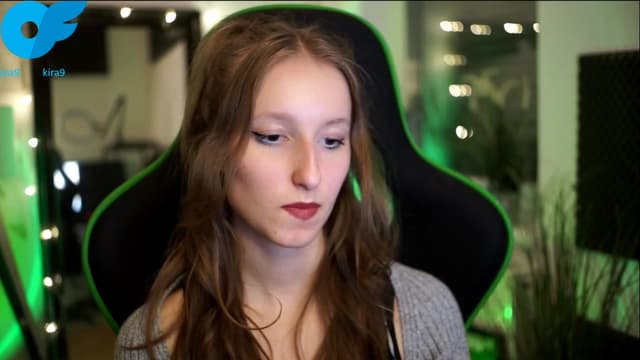 Gallery image thumbnail from Kira9's myfreecams stream on, 11/09/2025, 21:42 image 2 of 20