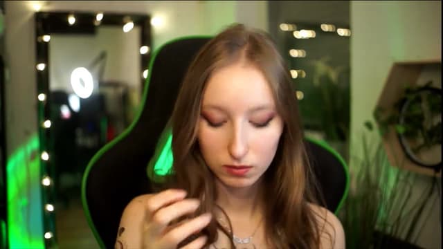 Gallery image thumbnail from Kira9's myfreecams stream on, 01/03/2026, 22:00 image 2 of 20