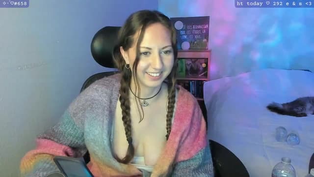 Gallery image thumbnail from Kirby's myfreecams stream on, 02/18/2024, 02:45 image 18 of 20
