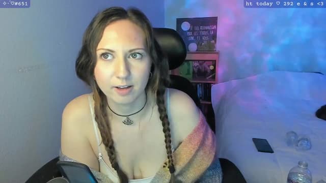 Gallery image thumbnail from Kirby's myfreecams stream on, 02/18/2024, 02:45 image 20 of 20