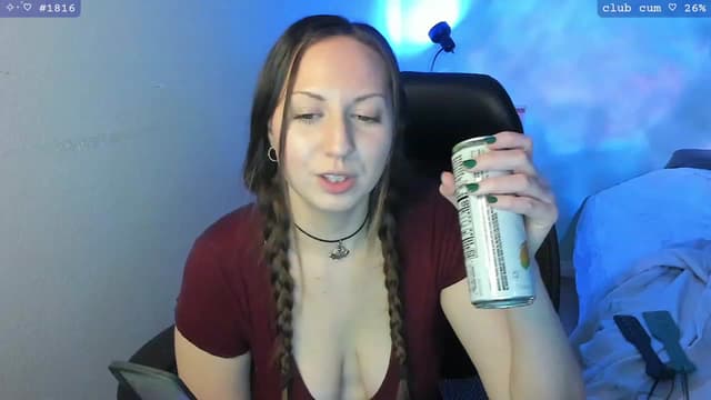 Gallery image thumbnail from Kirby's myfreecams stream on, 03/18/2024, 07:08 image 12 of 20