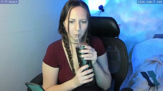 Gallery image thumbnail from Kirby's myfreecams stream on, 03/18/2024, 07:08 image 13 of 20