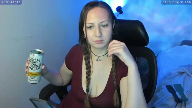 Gallery image thumbnail from Kirby's myfreecams stream on, 03/18/2024, 07:08 image 11 of 20