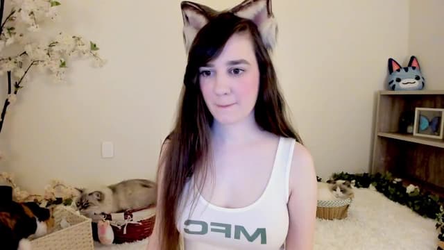 Gallery image thumbnail from Kitty's myfreecams stream on, 03/08/2025, 08:22 image 10 of 20