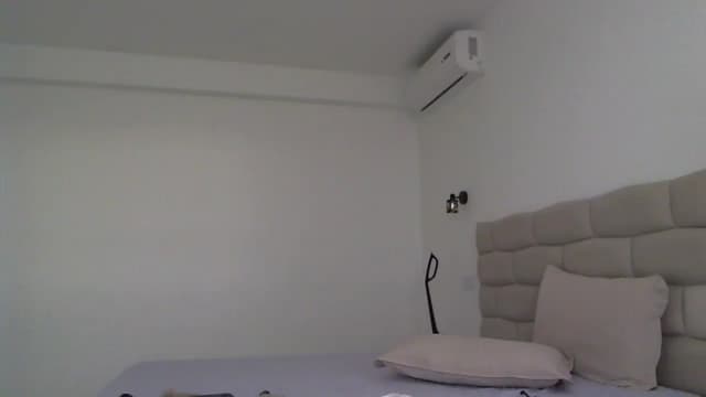 Gallery image thumbnail from Krys_'s myfreecams stream on, 10/12/2025, 15:22 image 18 of 20