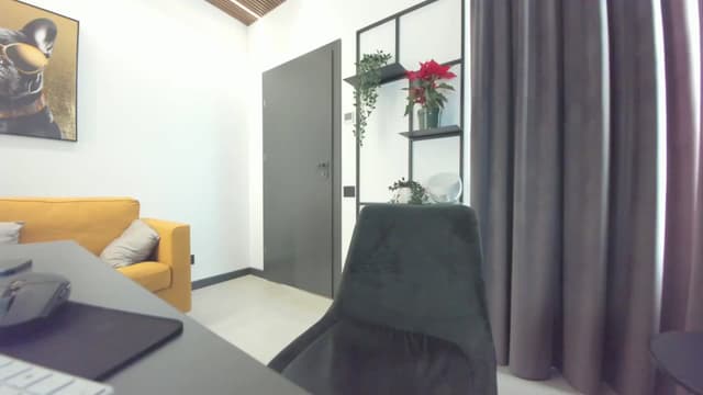 Gallery image thumbnail from L_y_d's myfreecams stream on, 01/22/2025, 12:32 image 19 of 20