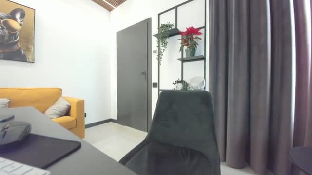 Gallery image thumbnail from L_y_d's myfreecams stream on, 01/22/2025, 12:32 image 20 of 20