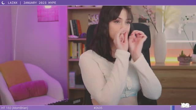 Gallery image thumbnail from Lainx's myfreecams stream on, 01/03/2023, 08:06 image 3 of 20