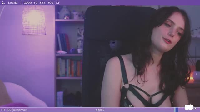 Gallery image thumbnail from Lainx's myfreecams stream on, 04/14/2023, 08:41 image 12 of 20