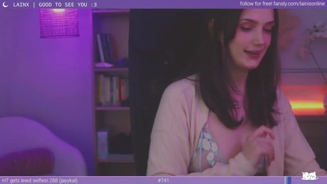 Gallery image thumbnail from Lainx's myfreecams stream on, 05/07/2023, 08:42 image 5 of 20
