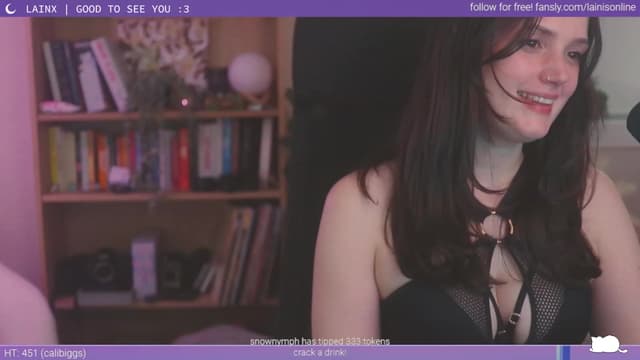 Gallery image thumbnail from Lainx's myfreecams stream on, 11/19/2023, 08:39 image 1 of 20