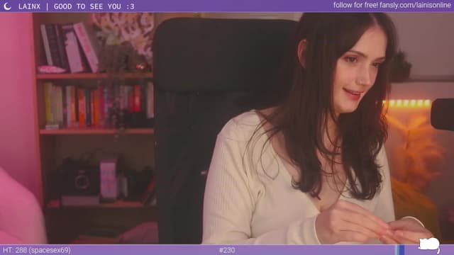 Gallery image thumbnail from Lainx's myfreecams stream on, 01/02/2024, 10:18 image 17 of 20