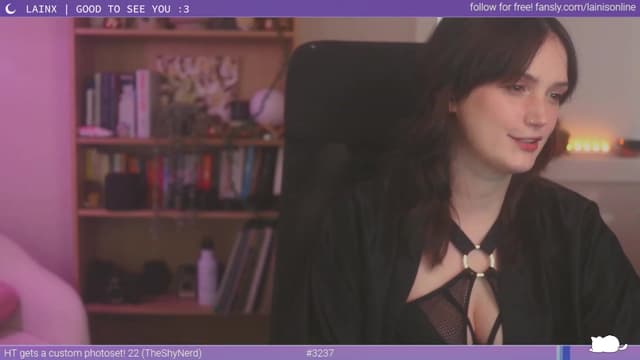 Gallery image thumbnail from Lainx's myfreecams stream on, 02/29/2024, 07:55 image 3 of 20