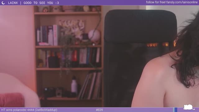 Gallery image thumbnail from Lainx's myfreecams stream on, 03/24/2024, 06:17 image 19 of 20