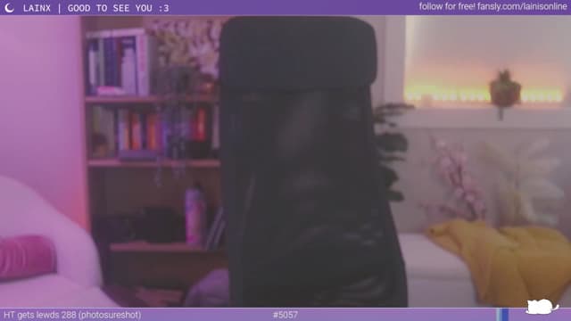 Gallery image thumbnail from Lainx's myfreecams stream on, 05/04/2024, 10:39 image 3 of 20
