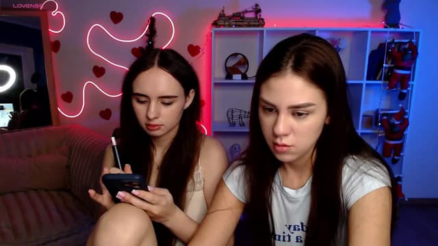 Gallery image thumbnail from Lally's myfreecams stream on, 12/24/2025, 21:29 image 14 of 20