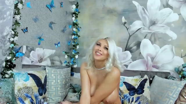 Gallery image thumbnail from Lexax's myfreecams stream on, 11/19/2022, 02:32 image 15 of 20