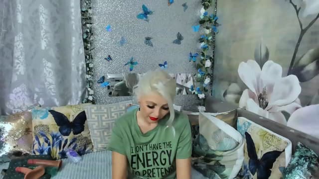 Gallery image thumbnail from Lexax's myfreecams stream on, 12/17/2022, 02:47 image 10 of 20