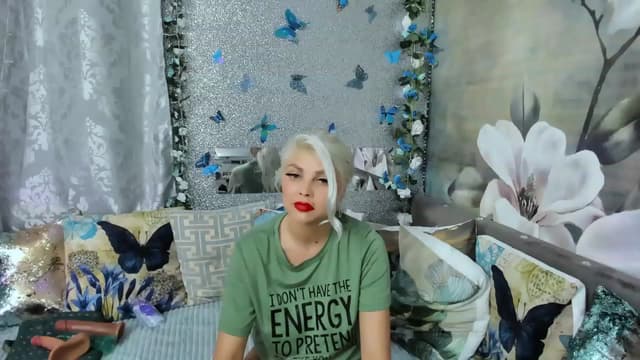 Gallery image thumbnail from Lexax's myfreecams stream on, 12/17/2022, 02:47 image 11 of 20
