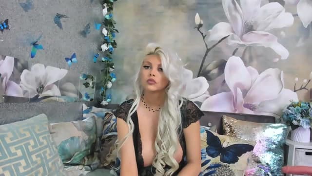 Gallery image thumbnail from Lexax's myfreecams stream on, 01/02/2023, 04:00 image 12 of 20